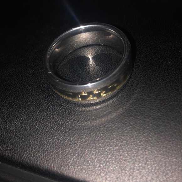 Limited edition tungsten ring - Picture 1 of 2